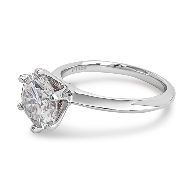 Round cut, Solitaire 1.5ct Engagement Ring. Moissanite or Lab Diamond